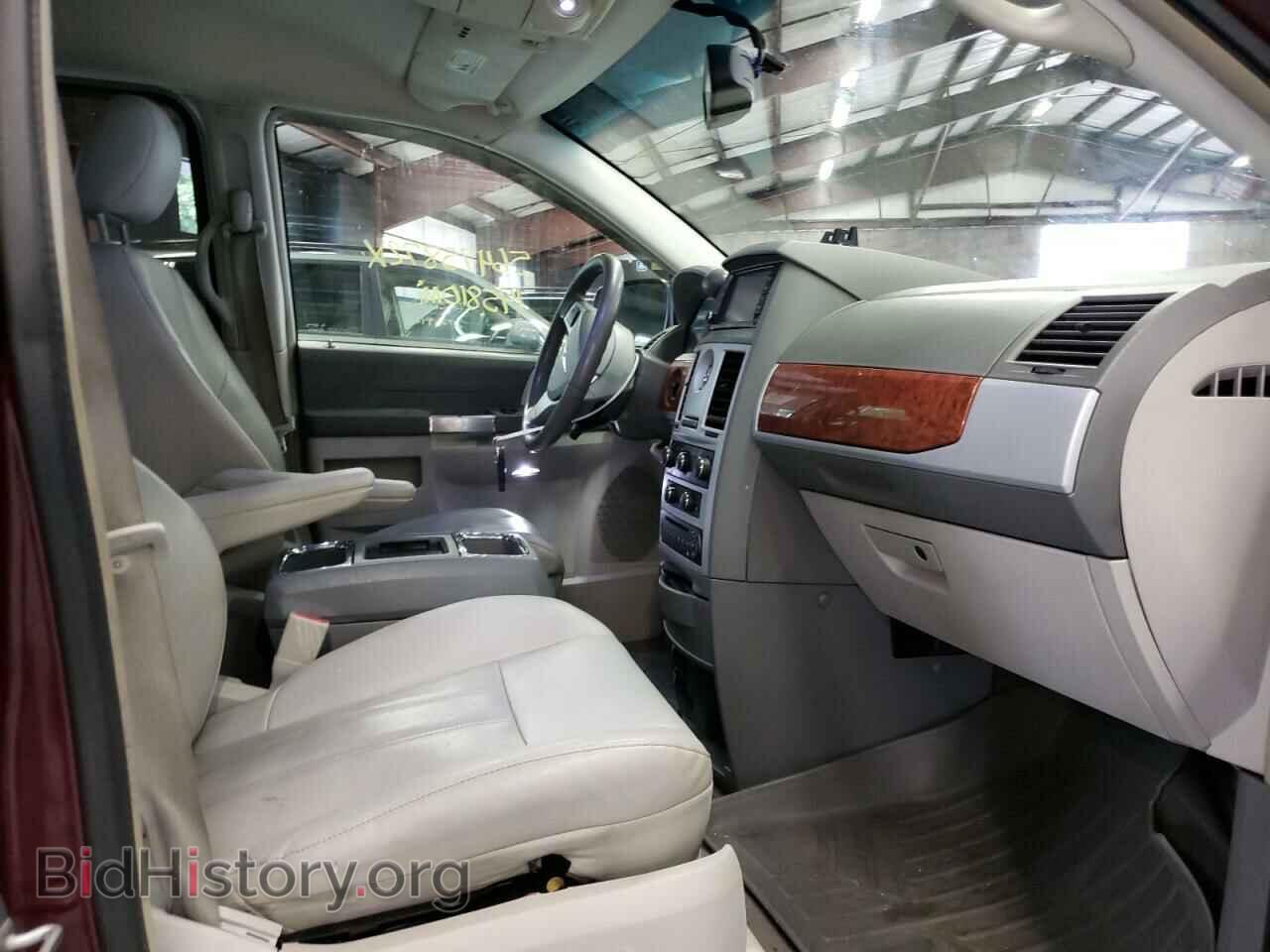 2008 CHRYSLER MINIVAN - VIN: 2A8HR54P38R722280 - Фото 5