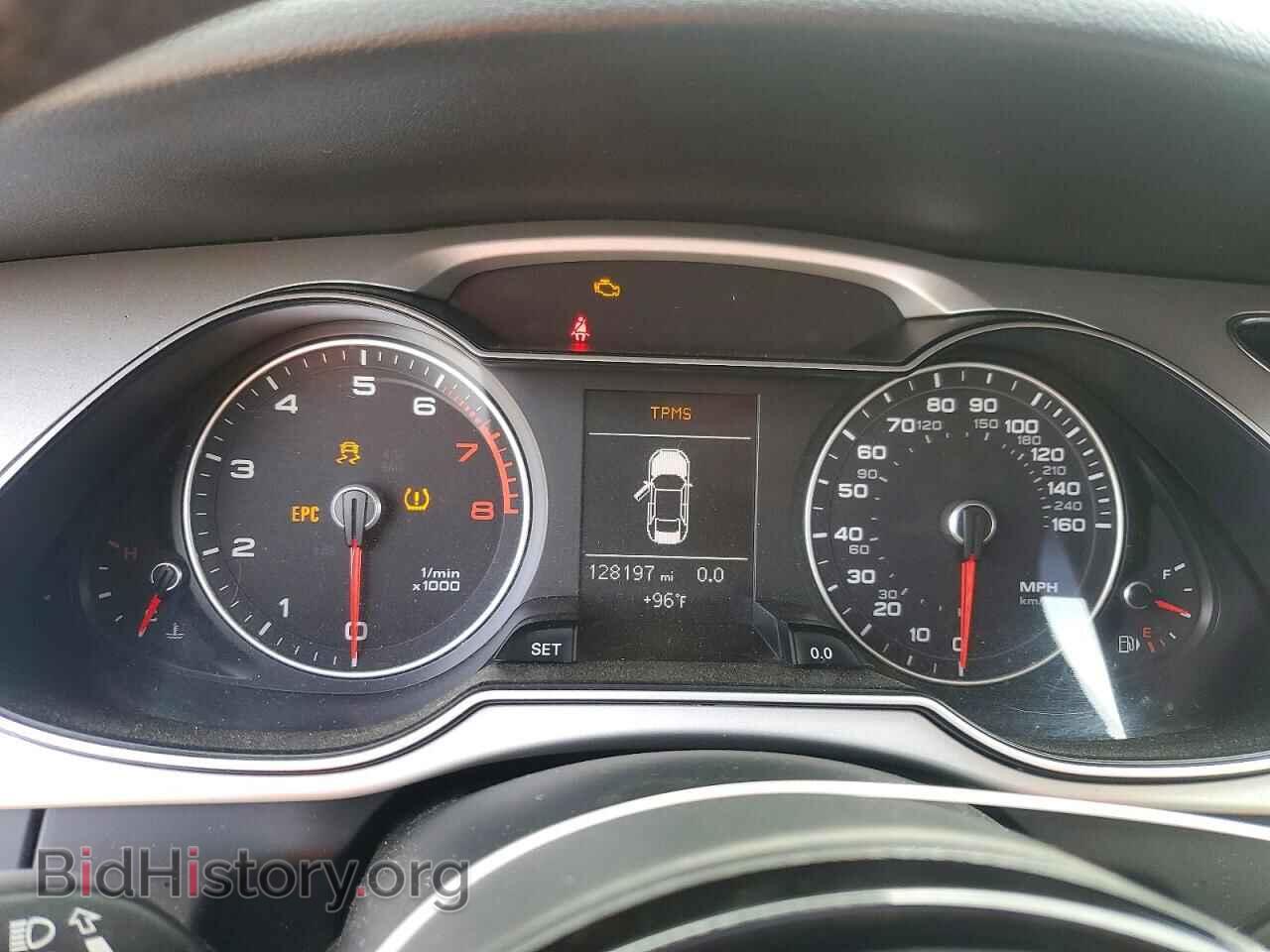 2016 AUDI A4 - VIN: WAUBFAFL2GN002924 - Фото 9