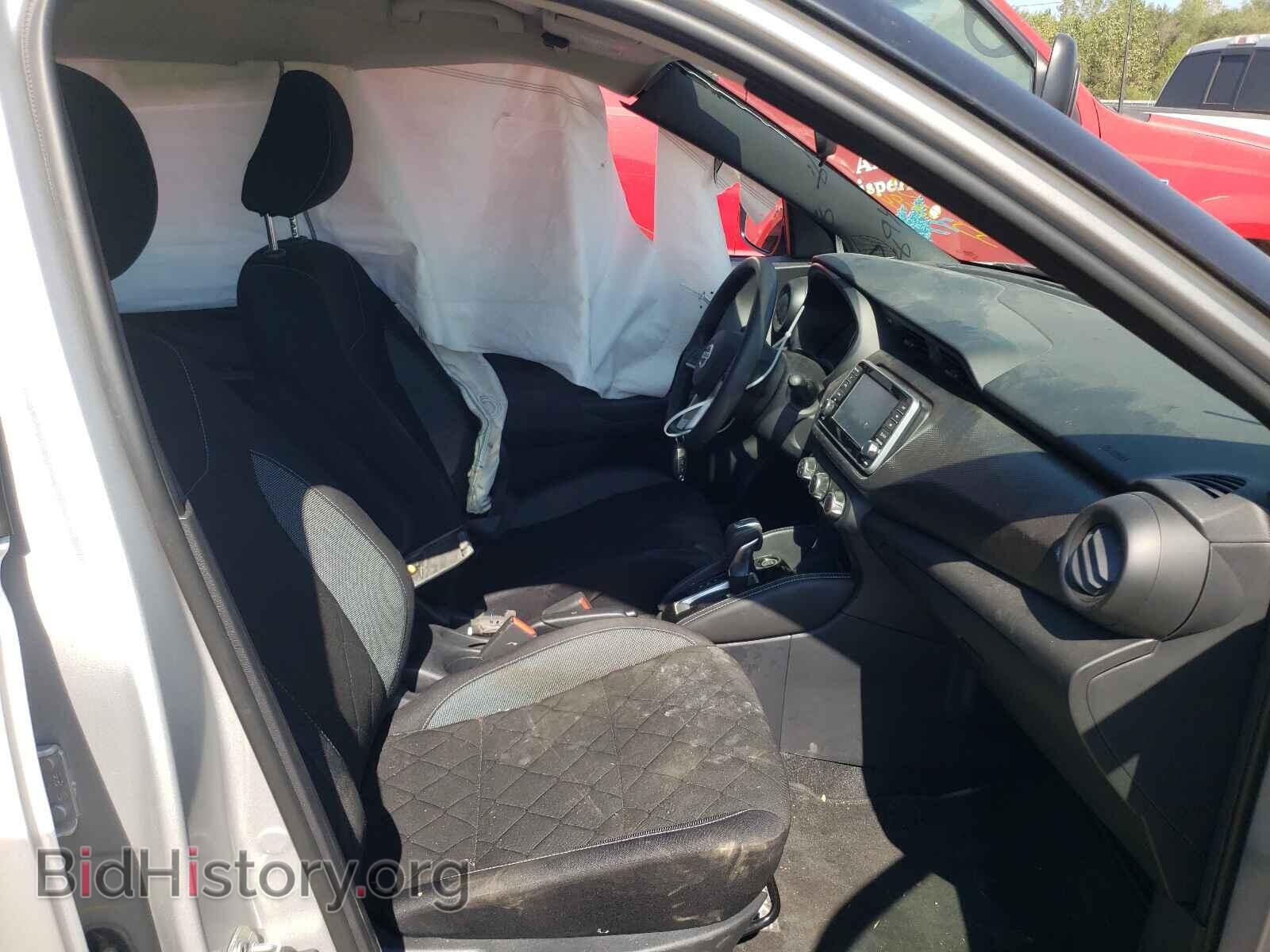2019 NISSAN KICKS - VIN: 3N1CP5CU3KL559894 - Фото 5