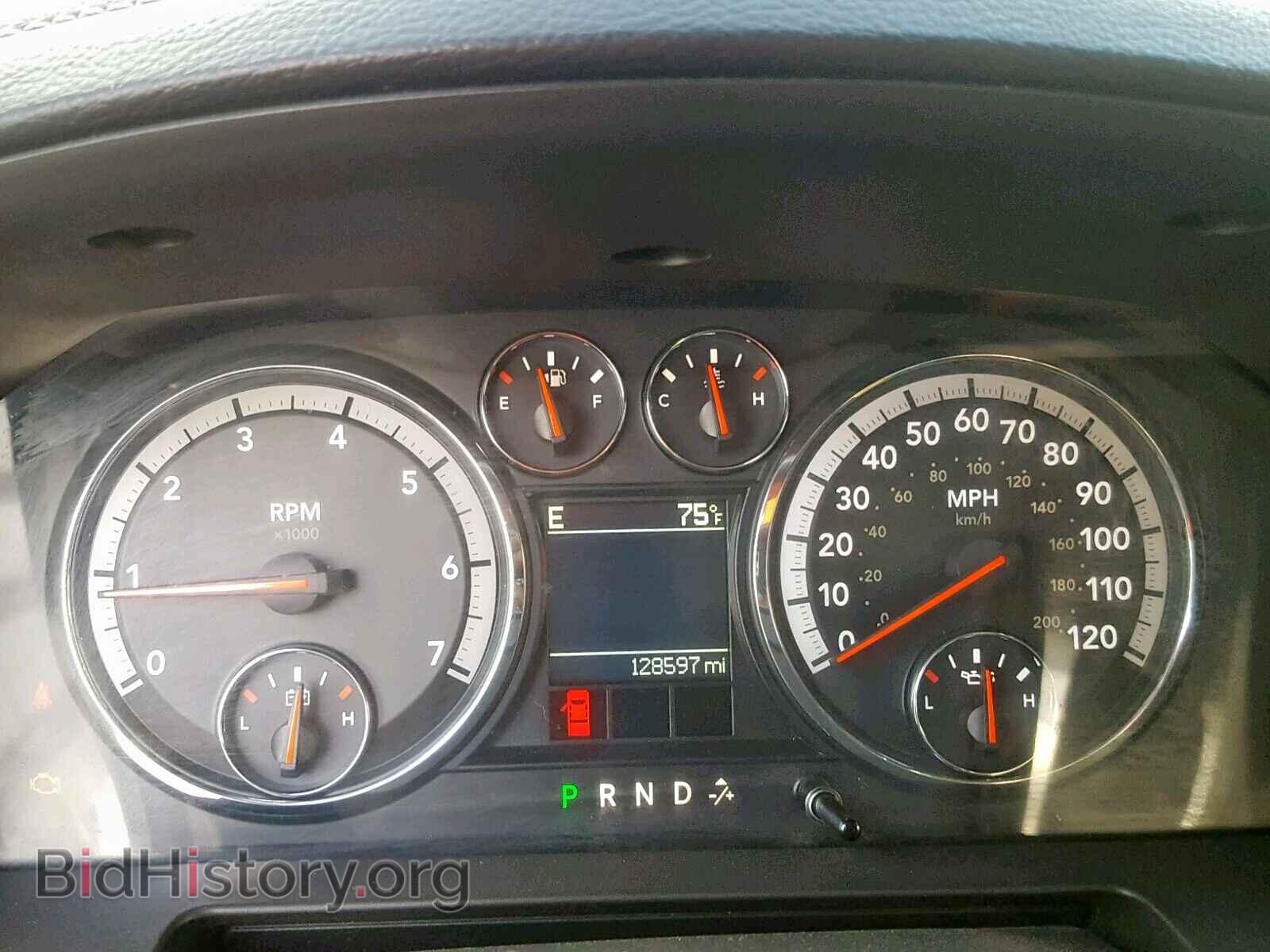 2011 DODGE RAM 1500 - VIN: 1D7RB1CT0BS514344 - Фото 8