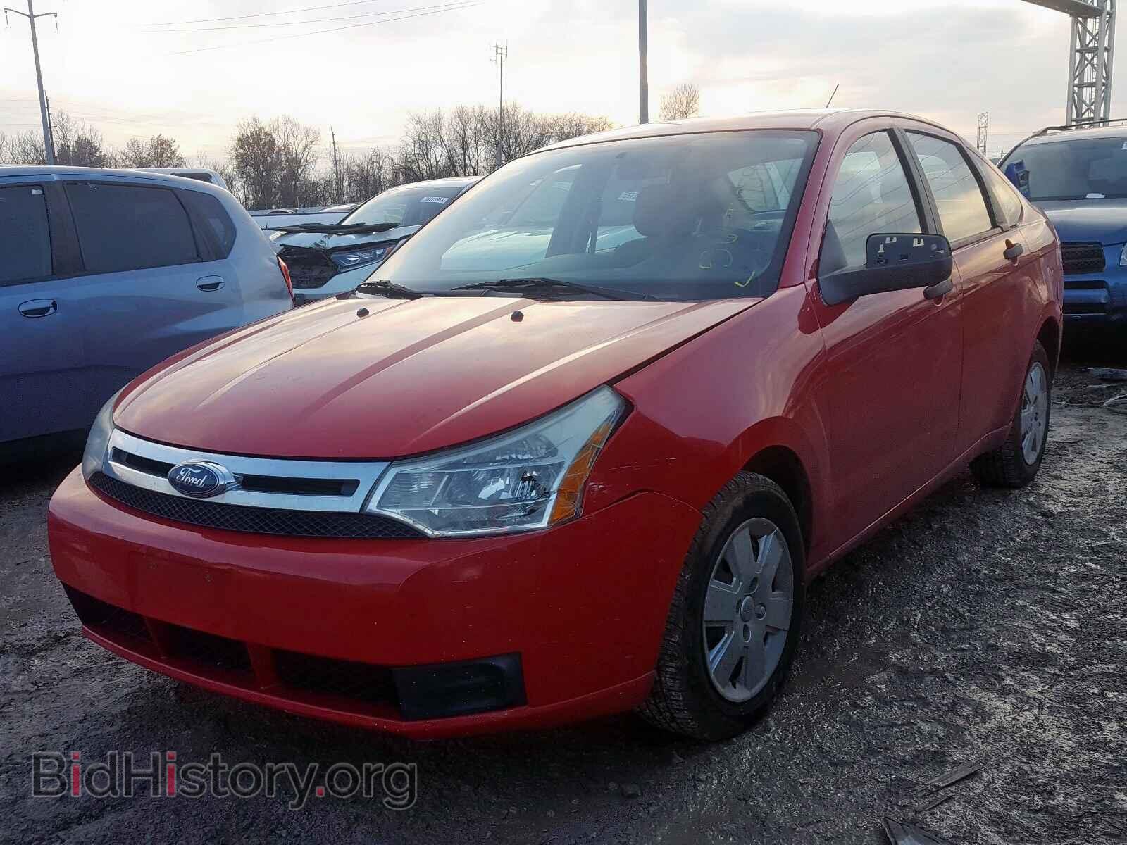 2008 FORD FOCUS - VIN: 1FAHP34N58W183304 - Фото 2