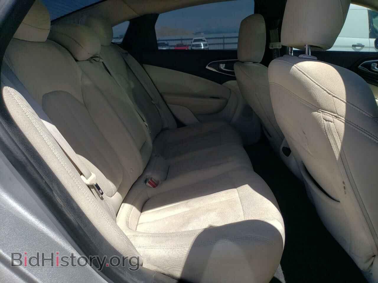 2016 CHRYSLER 200 - VIN: 1C3CCCAB2GN145757 - Фото 10