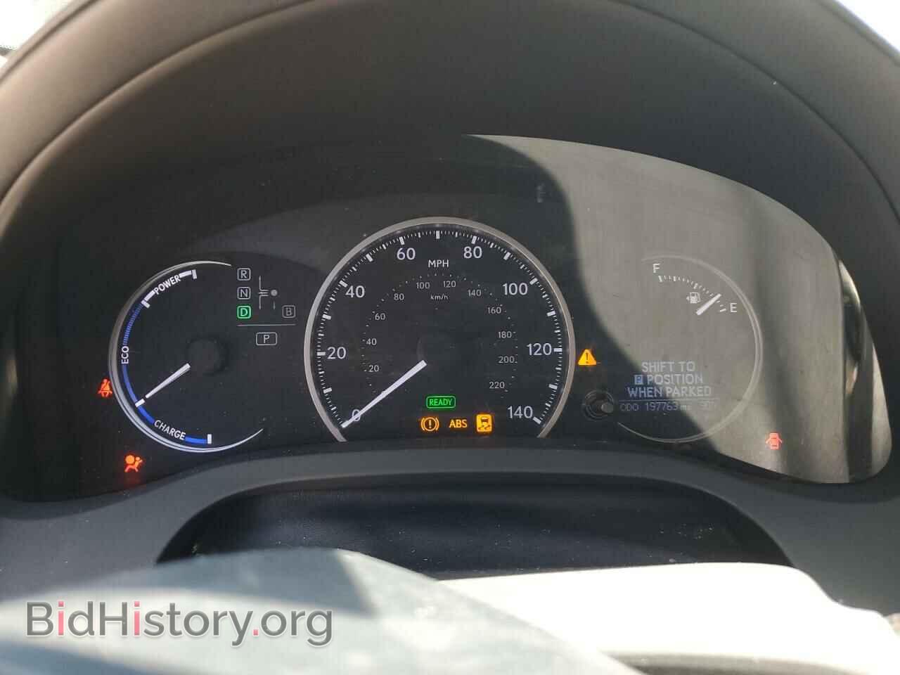 2011 LEXUS CT 200 - VIN: JTHKD5BH4B2017015 - Фото 9