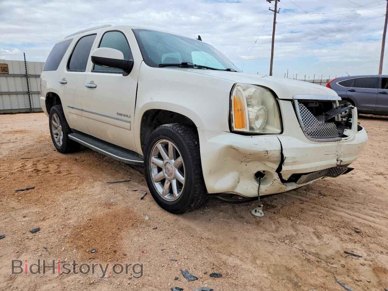 2011 GMC YUKON - VIN: 1GKS2EEF1BR360989 - Photo 4