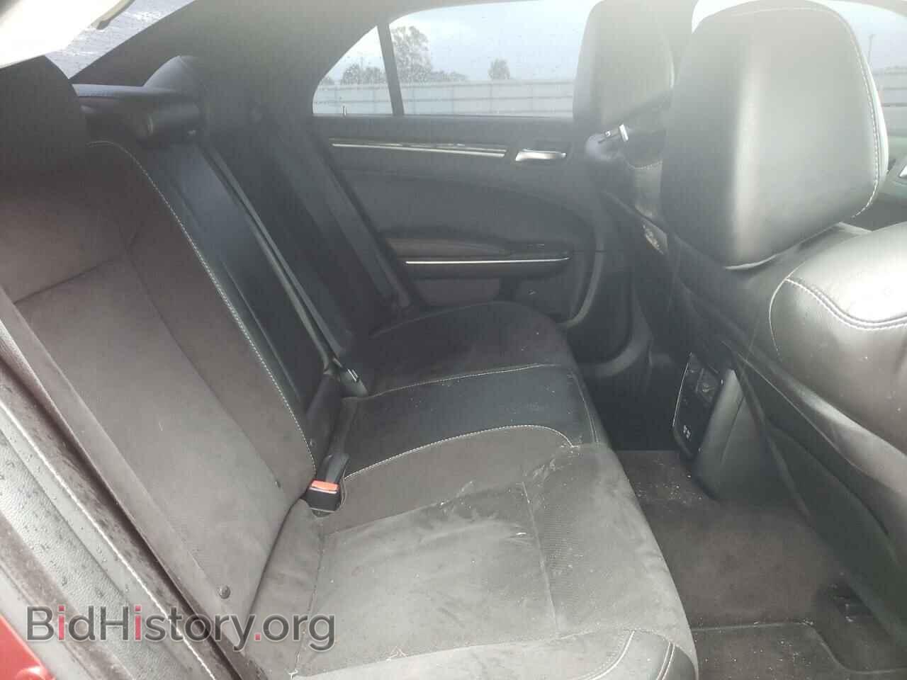 2018 CHRYSLER 300 - VIN: 2C3CCABG0JH280010 - Фото 10