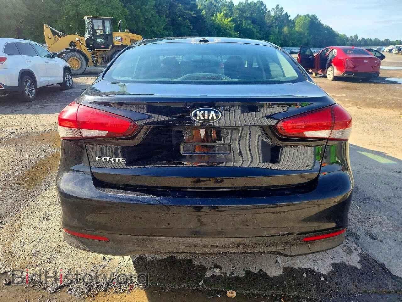 2017 KIA FORTE - VIN: 3KPFK4A77HE126124 - Фото 6