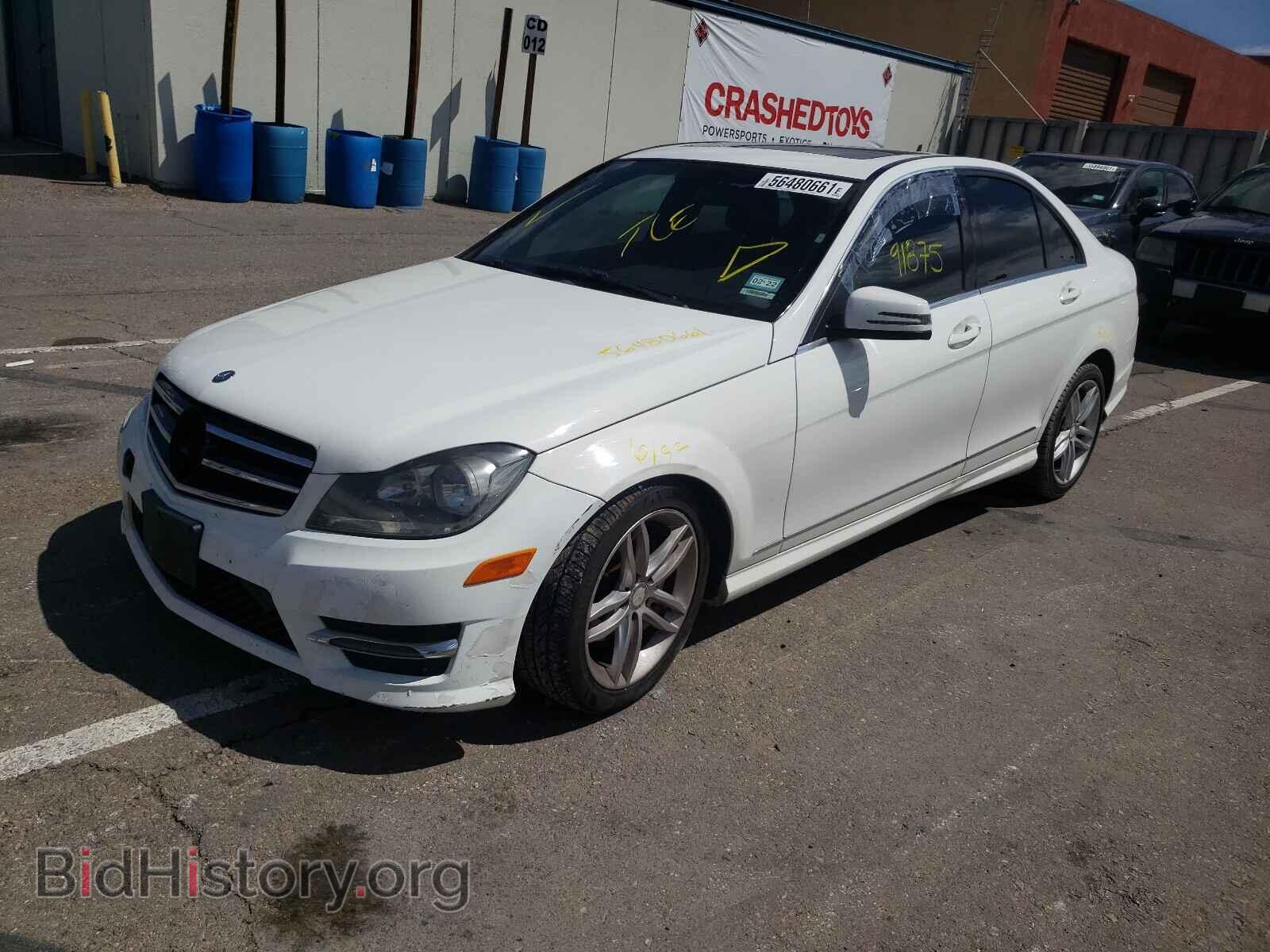 2014 MERCEDES-BENZ C-CLASS - VIN: WDDGF4HB6EG213033 - Фото 2