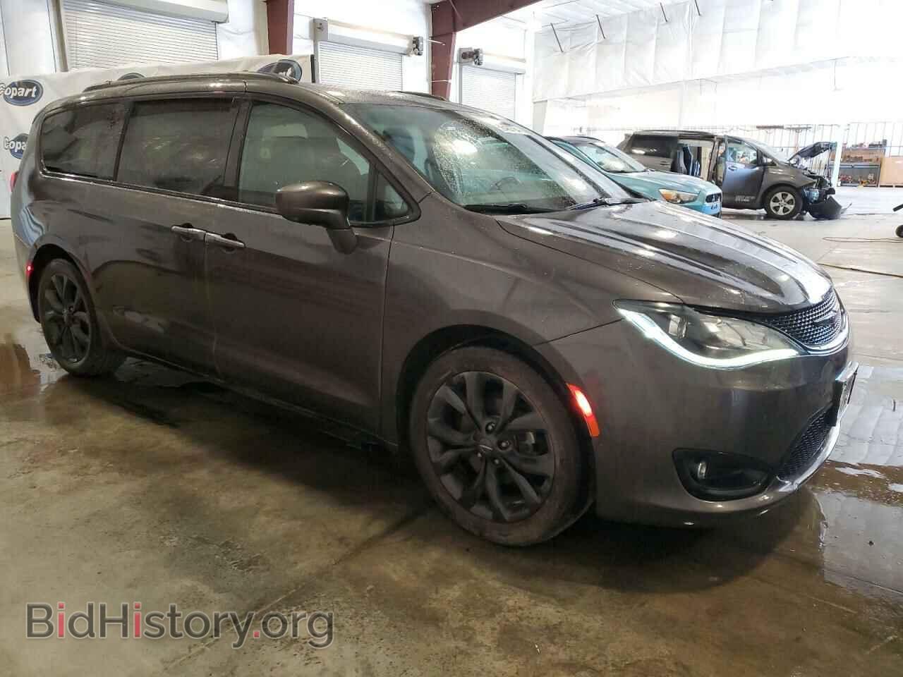 2019 CHRYSLER PACIFICA - VIN: 2C4RC1EGXKR657942 - Фото 4