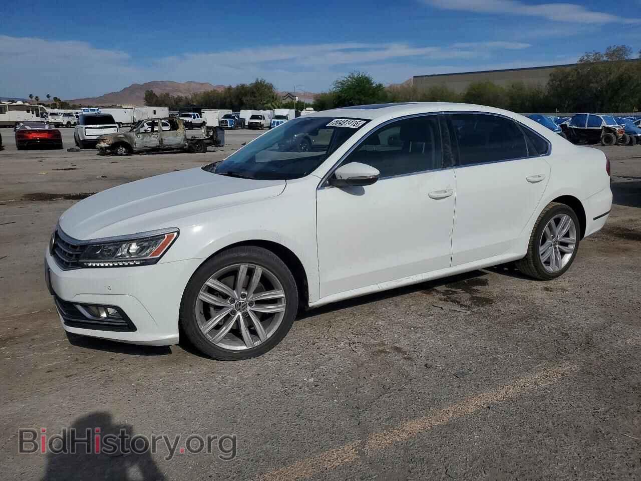 Photo 1VWBA7A35JC001049 - VOLKSWAGEN PASSAT 2018