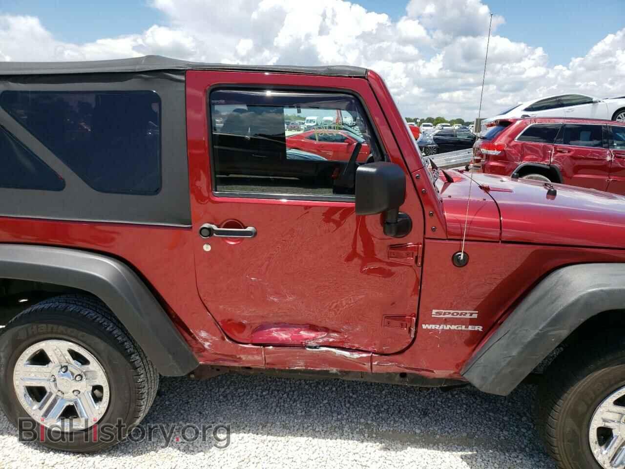 2011 JEEP WRANGLER - VIN: 1J4AA2D10BL597761 - Фото 9