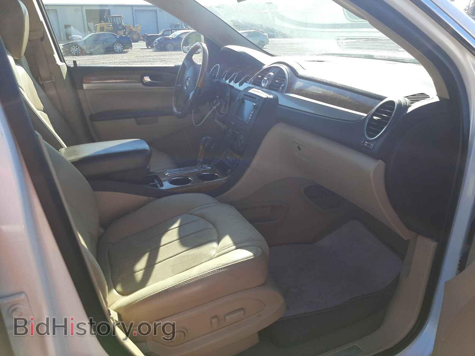 2011 BUICK ENCLAVE - VIN: 5GAKVCED3BJ305305 - Фото 5