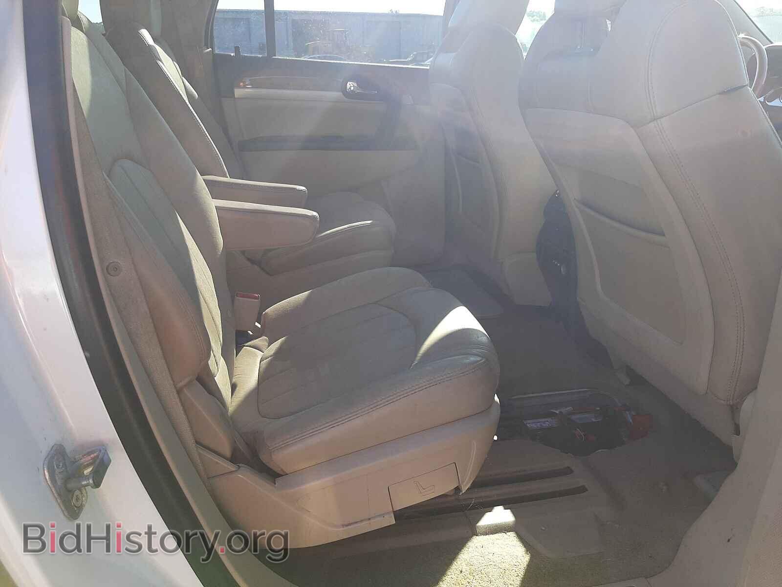 2011 BUICK ENCLAVE - VIN: 5GAKVCED3BJ305305 - Фото 6