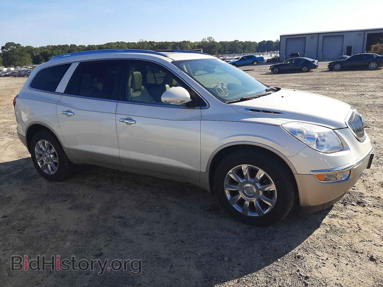 2011 BUICK ENCLAVE - VIN: 5GAKVCED3BJ305305 - Фото 9