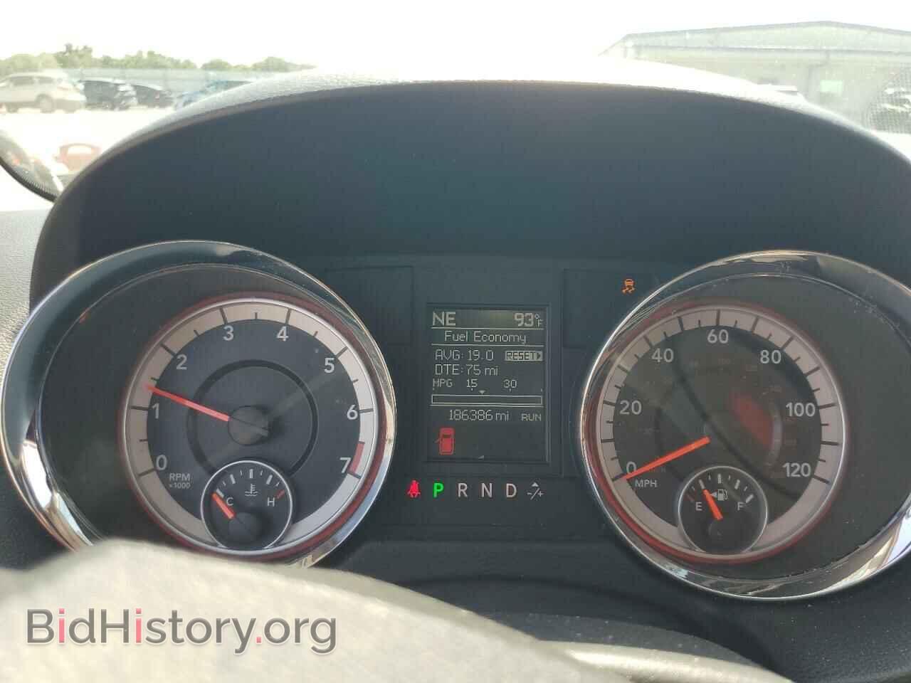 2011 DODGE CARAVAN - VIN: 2D4RN5DG5BR688618 - Фото 9