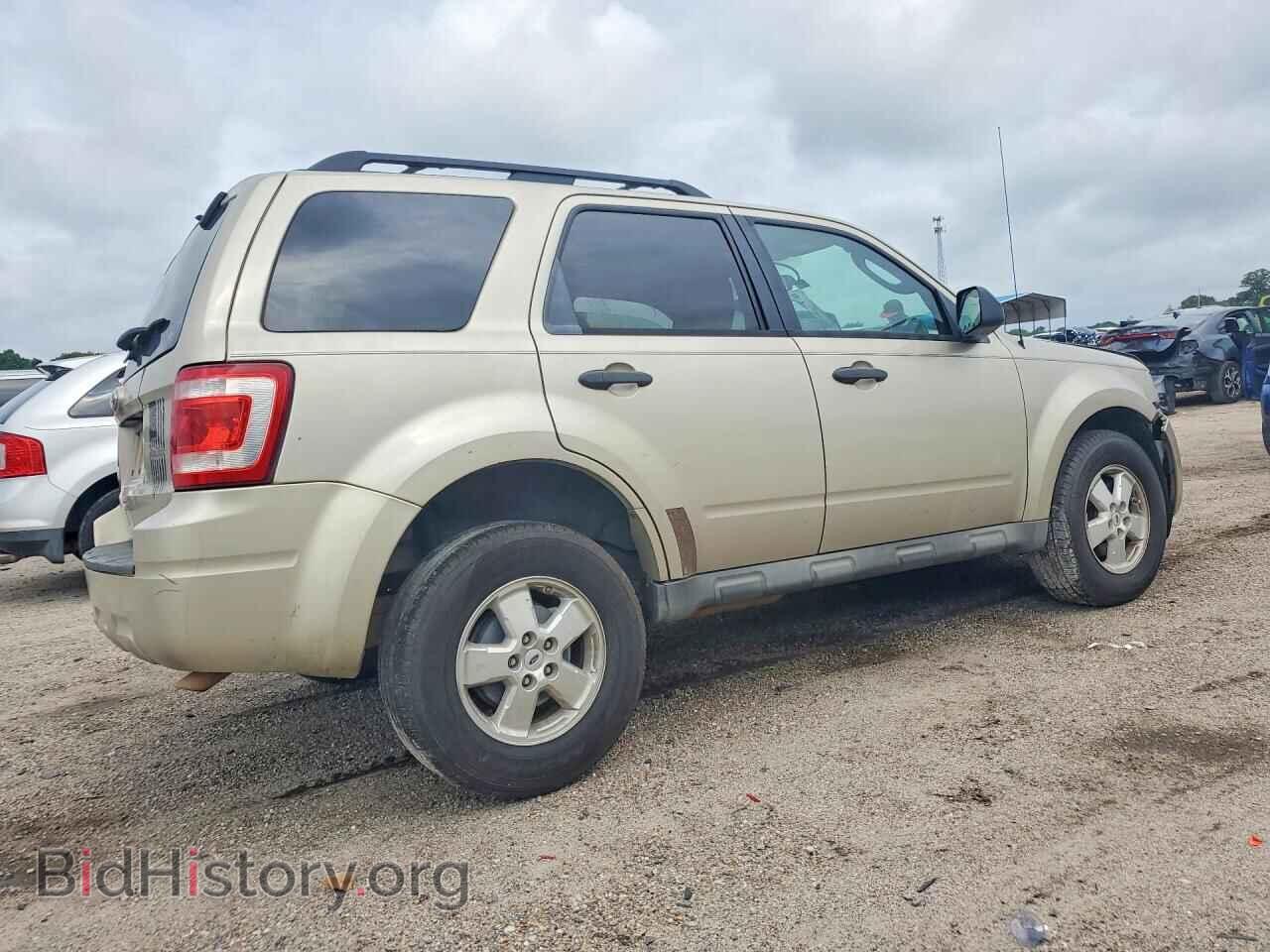 2010 FORD ESCAPE - VIN: 1FMCU0D73AKA01847 - Фото 3