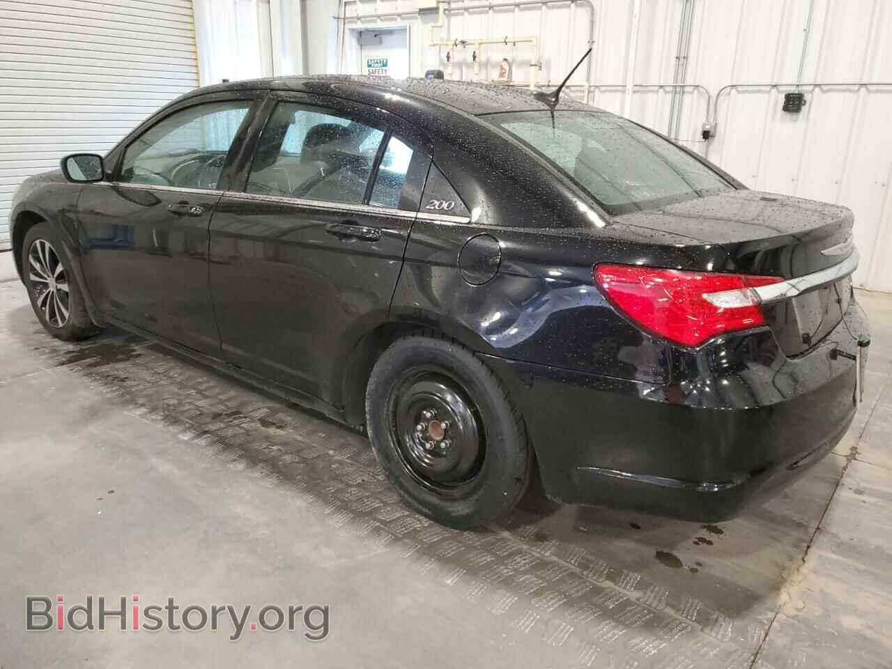 2013 CHRYSLER 200 - VIN: 1C3CCBCG8DN653200 - Фото 2