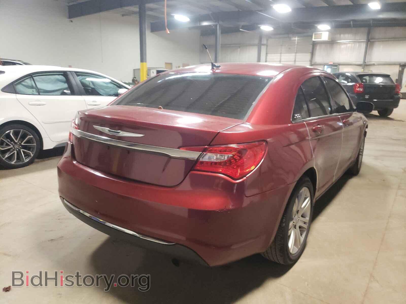 2013 CHRYSLER 200 - VIN: 1C3CCBAB7DN640123 - Фото 4