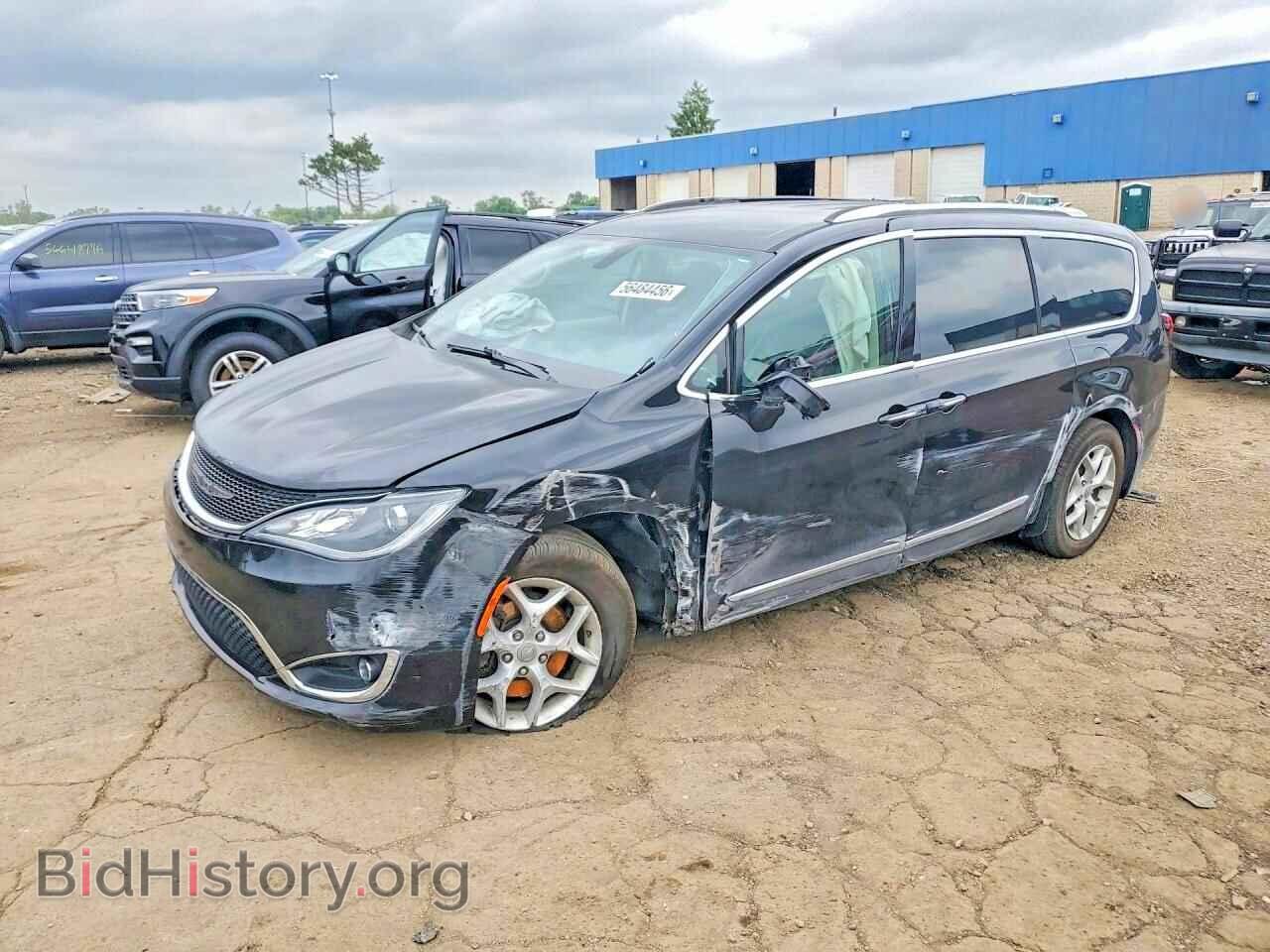Фотография 2C4RC1EG2JR194533 - CHRYSLER PACIFICA 2018