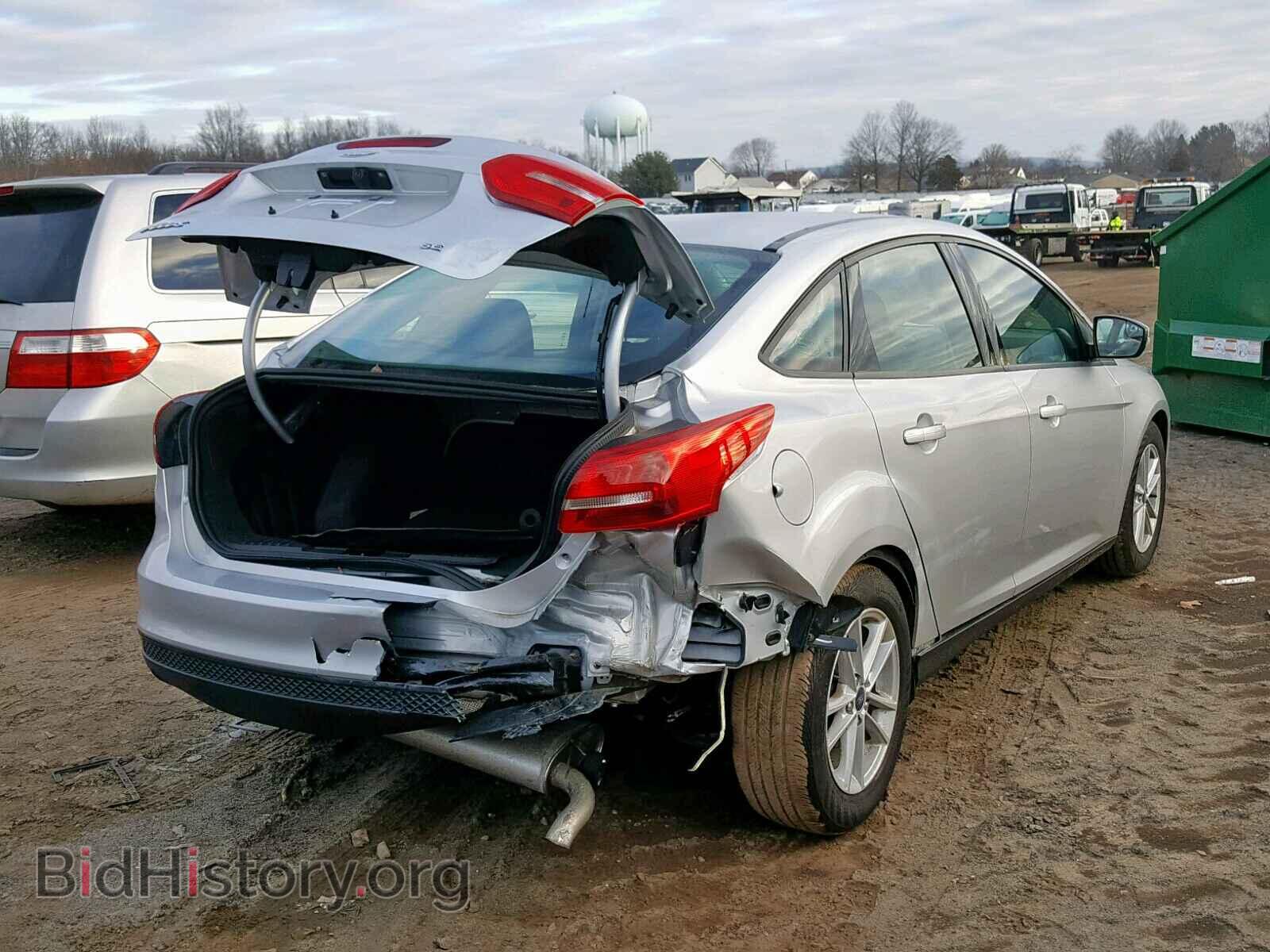 2017 FORD FOCUS SE - VIN: 1FADP3F24HL321787 - Фото 4