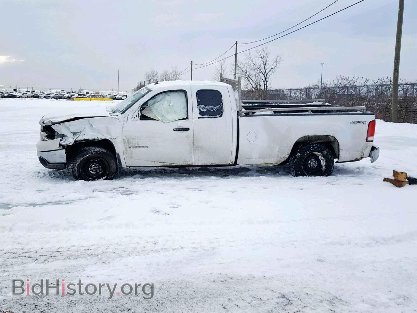 2011 GMC SIERRA K15 - VIN: 1GTR2TE01BZ349727 - Фото 9