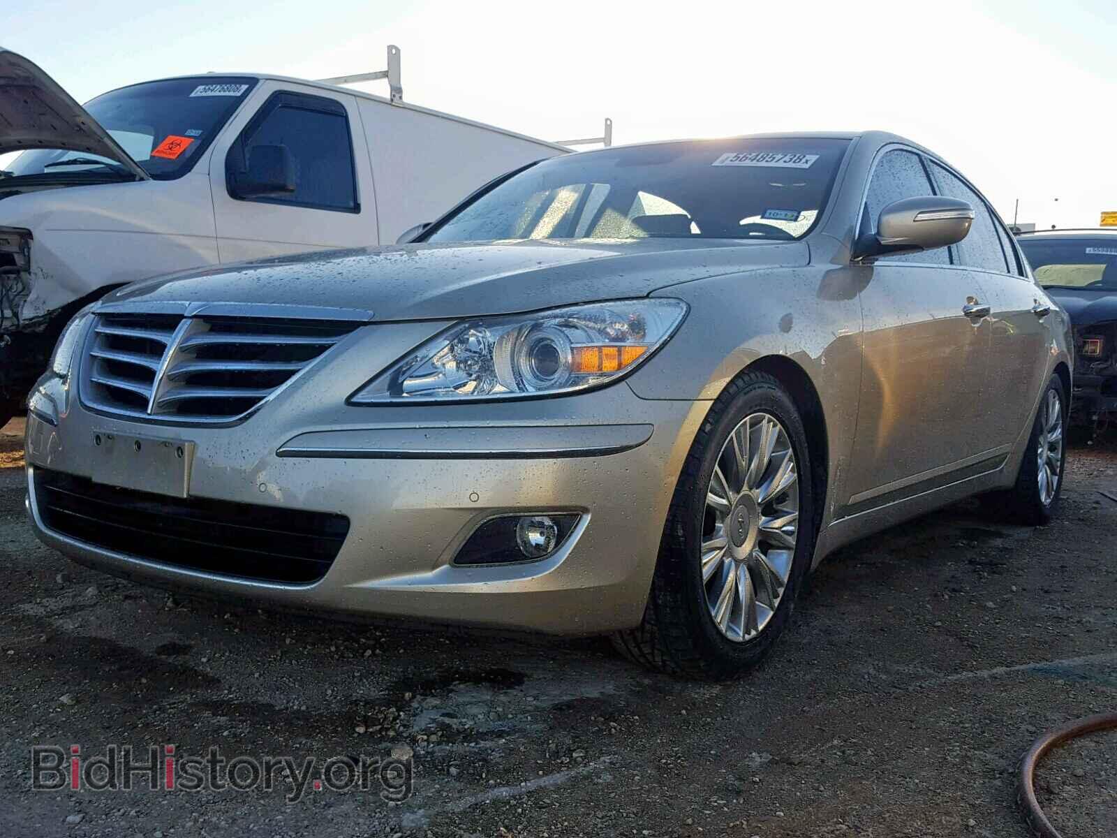 2009 HYUNDAI GENESIS - VIN: KMHGC46E89U048587 - Фото 2