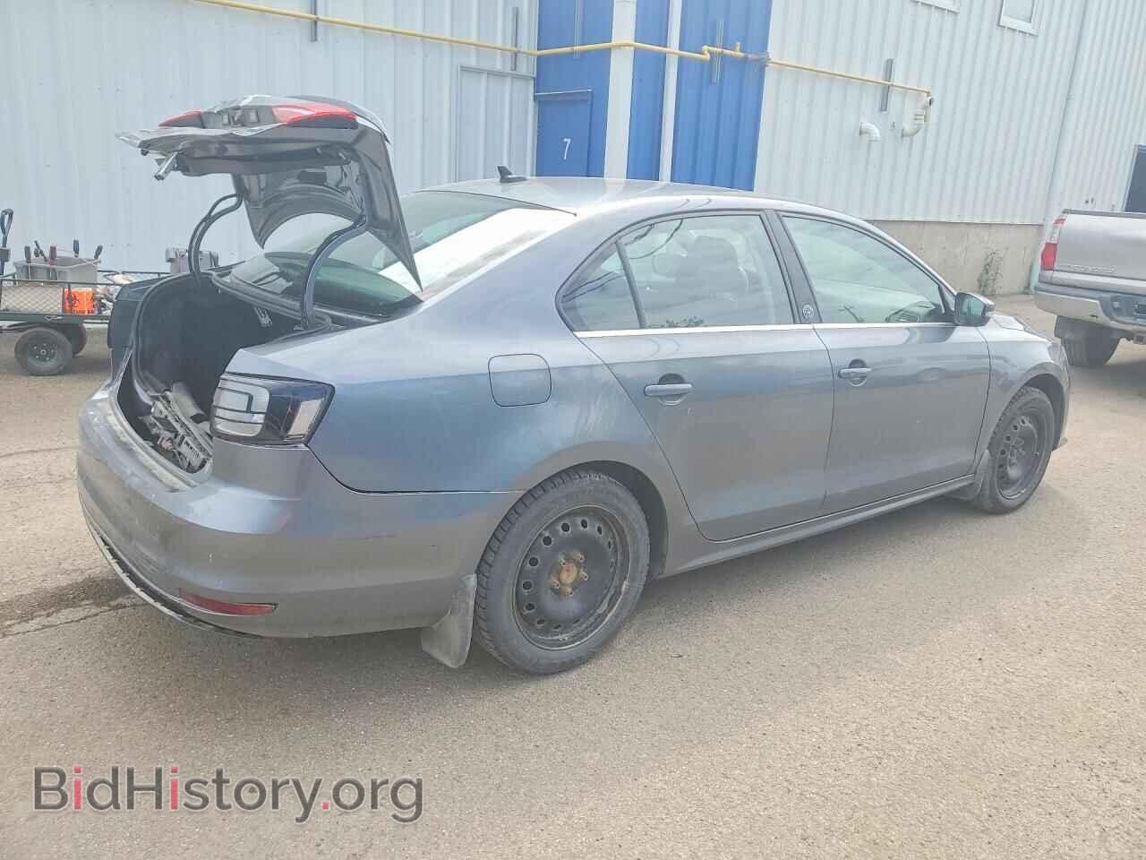 2017 VOLKSWAGEN JETTA - VIN: 3VWDB7AJ3HM330667 - Photo 3