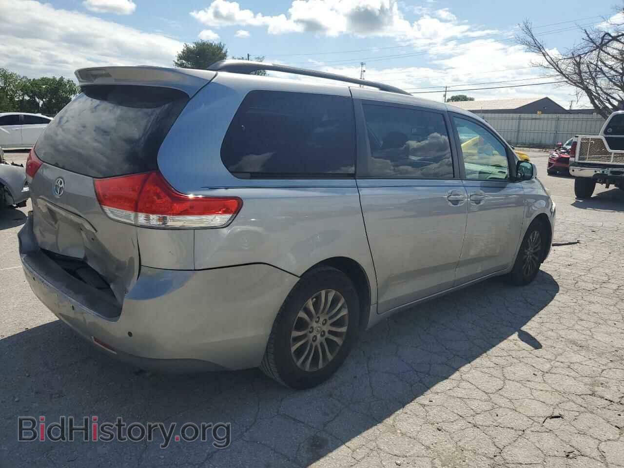 2012 TOYOTA All Models - VIN: 5TDYK3DC1CS257401 - Photo 3