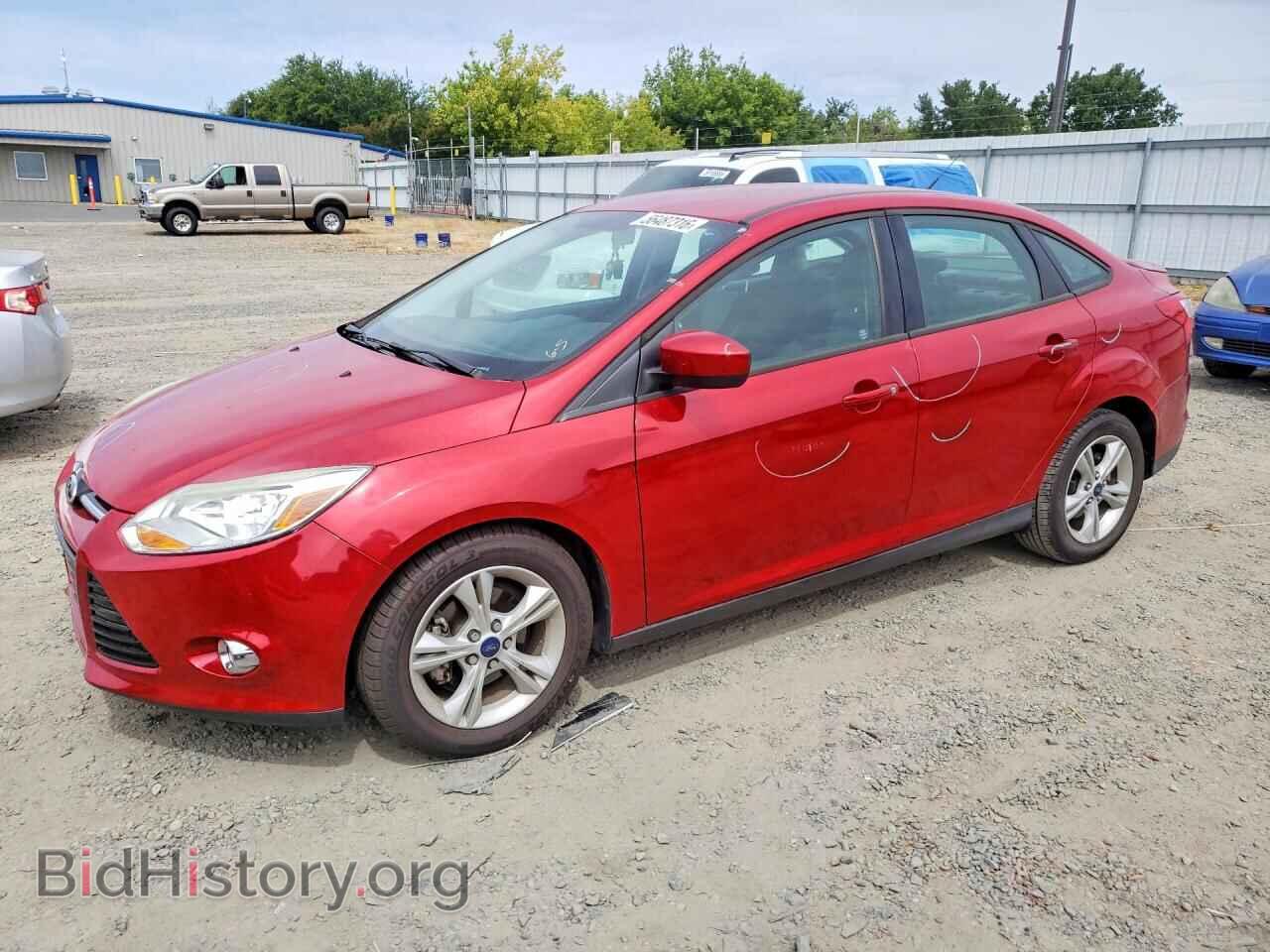 Photo 1FAHP3F21CL386526 - FORD FOCUS 2012