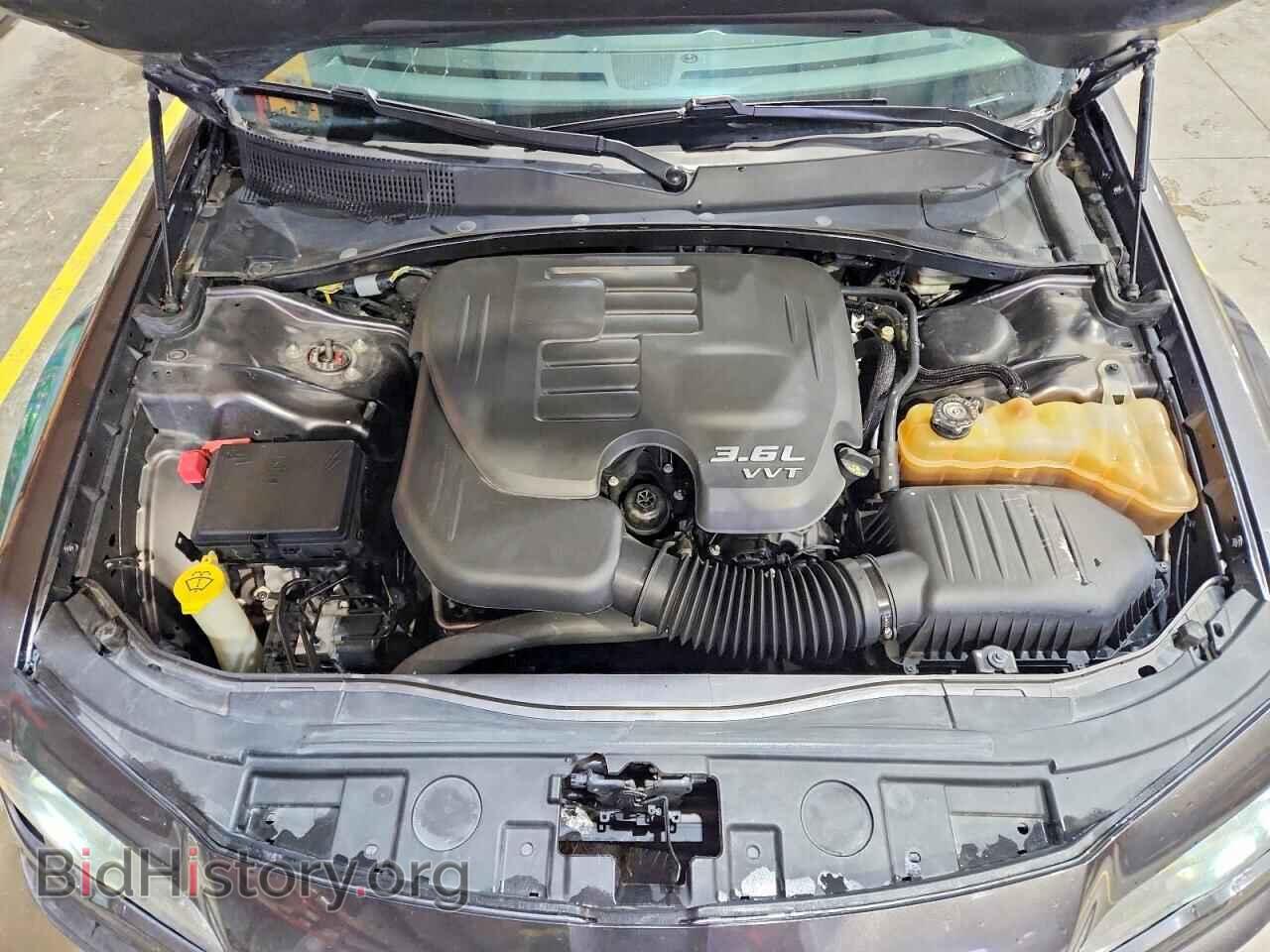 2014 CHRYSLER 300 - VIN: 2C3CCAGG1EH240131 - Фото 11