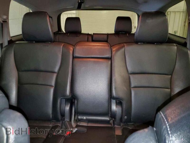 2017 Honda PILOT (VIN 5FNYF6H58HB018246) — photo 10 of 15