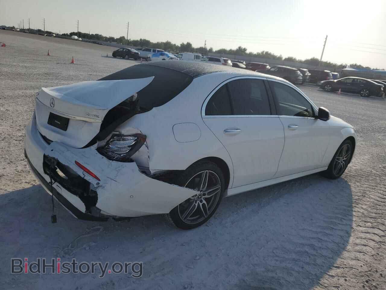 2019 MERCEDES-BENZ E-CLASS - VIN: WDDZF4KB7KA579440 - Фото 3