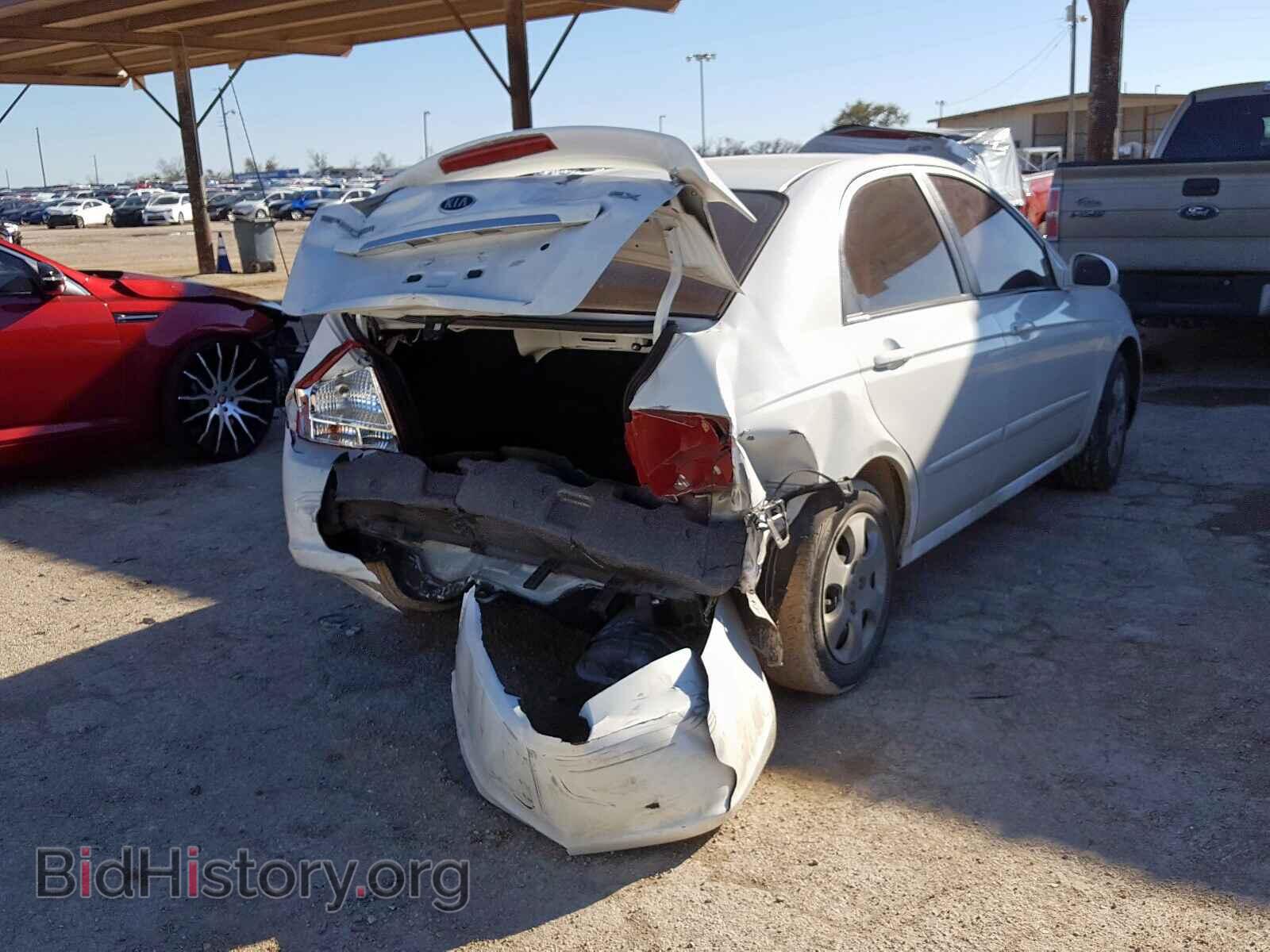 2007 KIA SPECTRA EX - VIN: KNAFE121375462425 - Фото 4