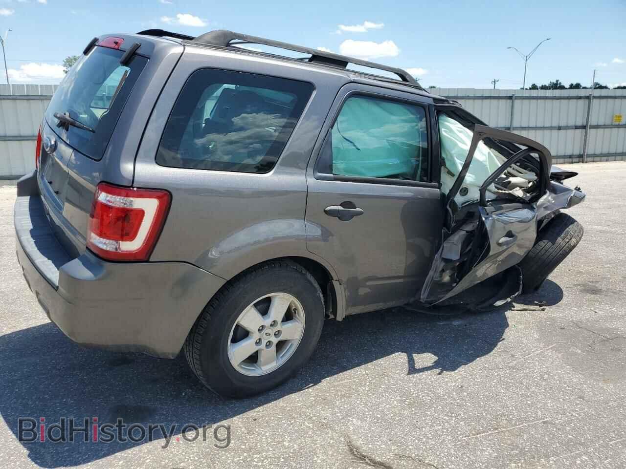 2010 FORD ESCAPE - VIN: 1FMCU0C71AKC46406 - Фото 3