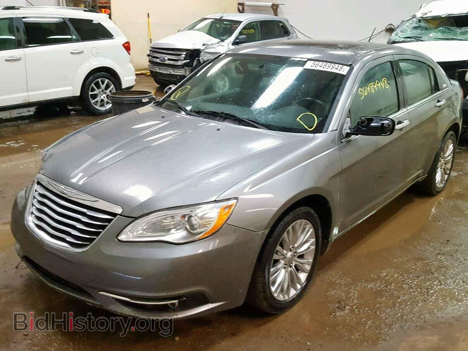 2011 CHRYSLER 200 - VIN: 1C3BC2FG3BN618651 - Фото 2