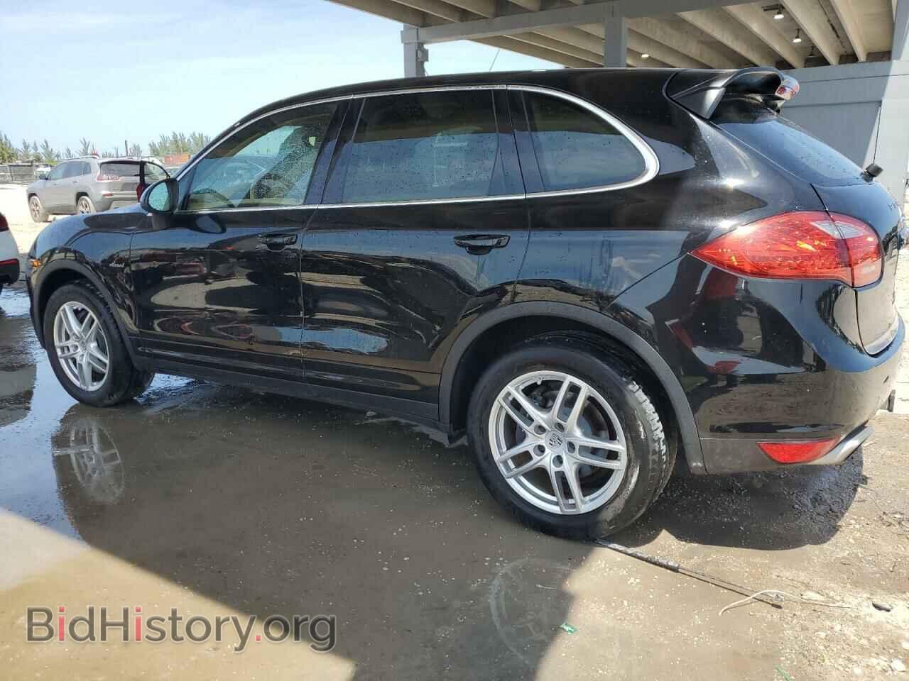 2013 PORSCHE CAYENNE - VIN: WP1AF2A24DLA41717 - Фото 2