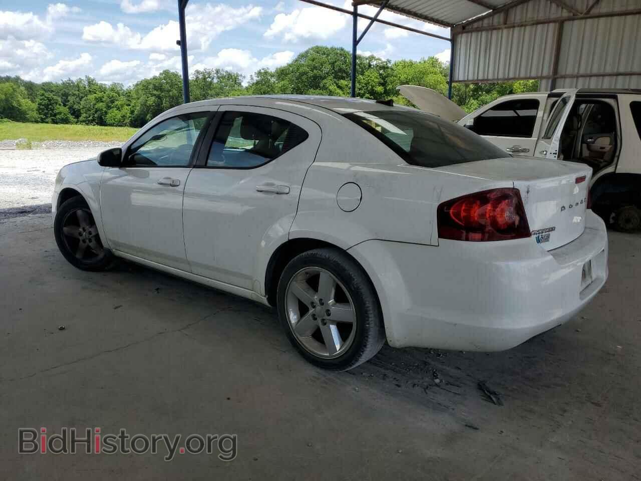 2011 DODGE AVENGER - VIN: 1B3BD1FB2BN586655 - Photo 2