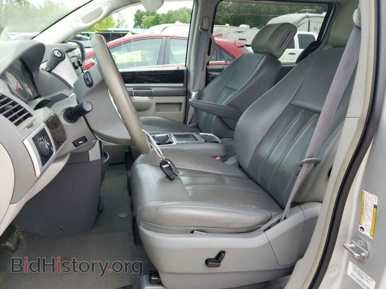 2010 DODGE CARAVAN - VIN: 2D4RN5DX9AR128549 - Фото 7