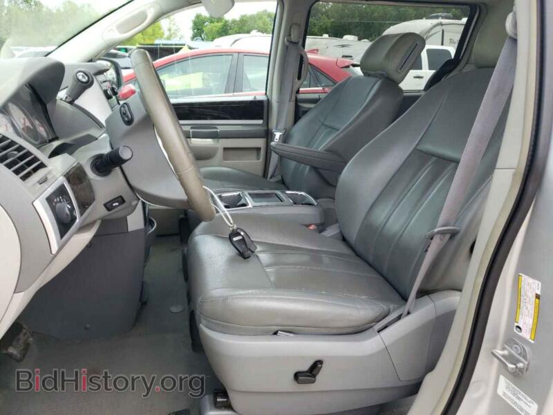 2010 Dodge CARAVAN (VIN 2D4RN5DX9AR128549) — photo 7 of 13