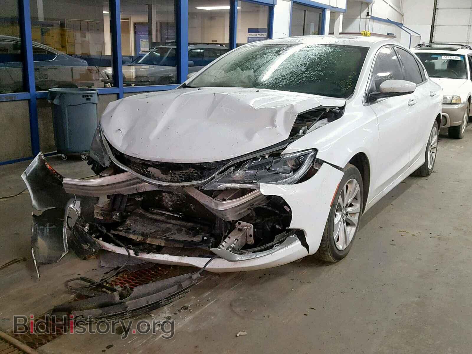 2016 CHRYSLER 200 - VIN: 1C3CCCAB0GN156398 - Фото 2