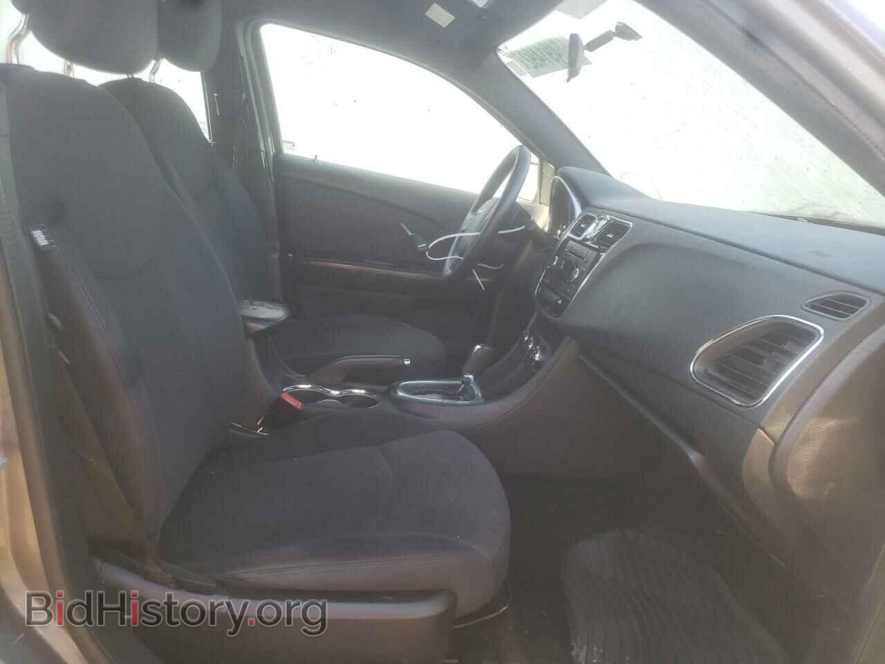 2012 CHRYSLER 200 - VIN: 1C3CCBAB1CN282483 - Photo 5