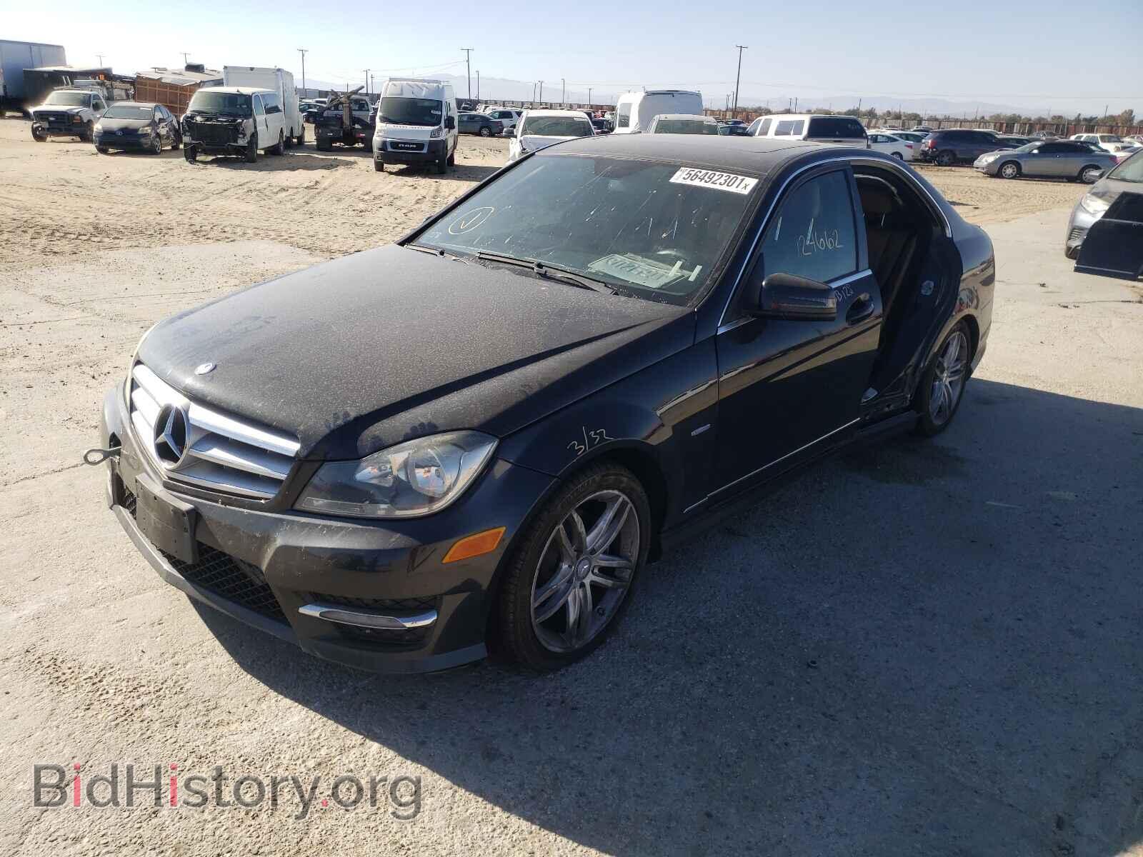 2012 MERCEDES-BENZ C-CLASS - VIN: WDDGF4HB7CA649020 - Фото 2