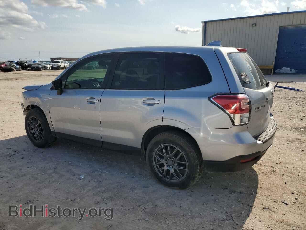 2017 SUBARU FORESTER - VIN: JF2SJAAC8HH525181 - Фото 2