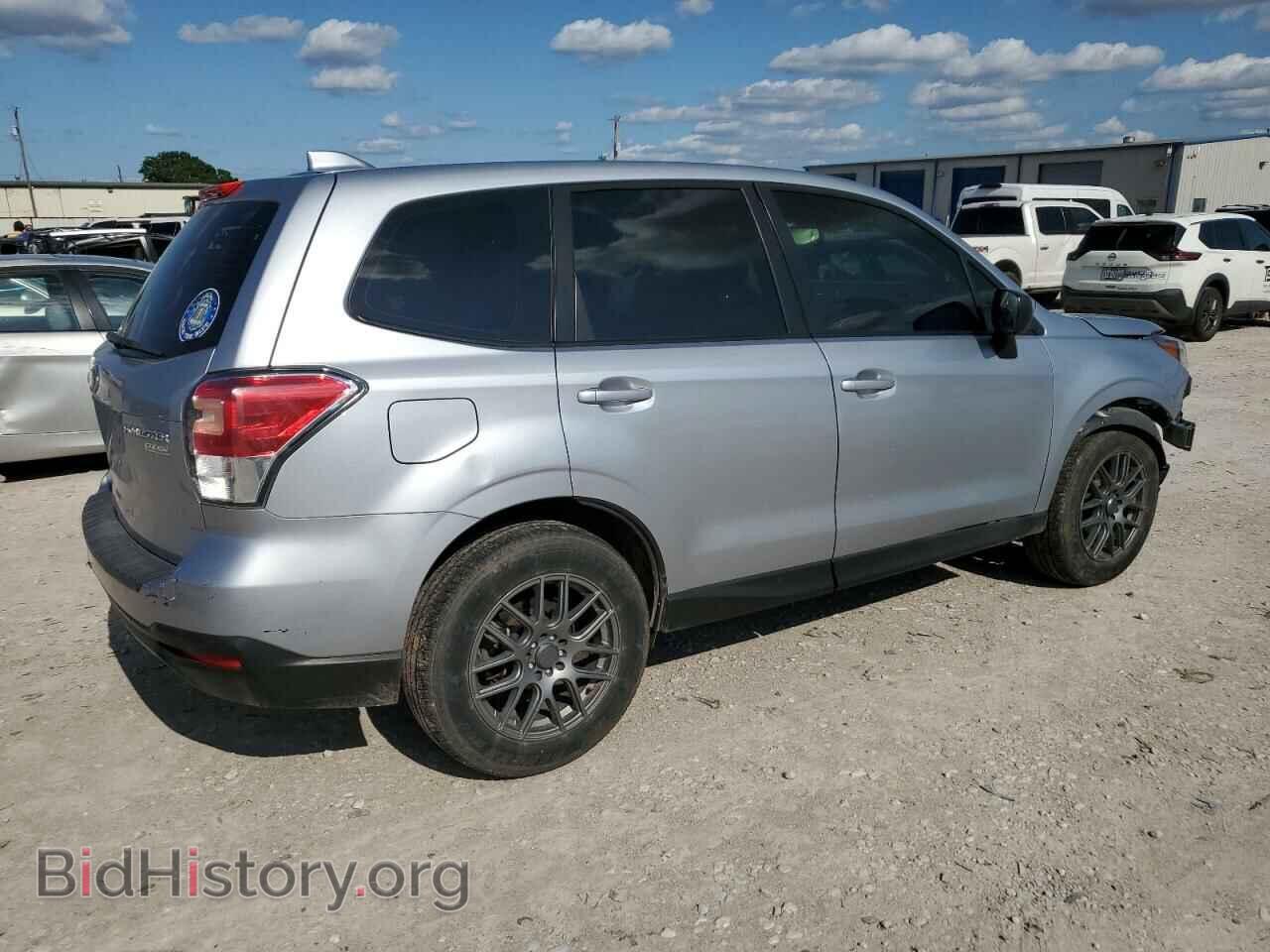 2017 SUBARU FORESTER - VIN: JF2SJAAC8HH525181 - Фото 3