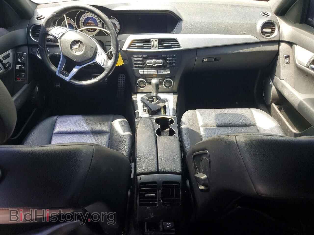 2013 MERCEDES-BENZ C-CLASS - VIN: WDDGF4HB0DR241378 - Фото 8
