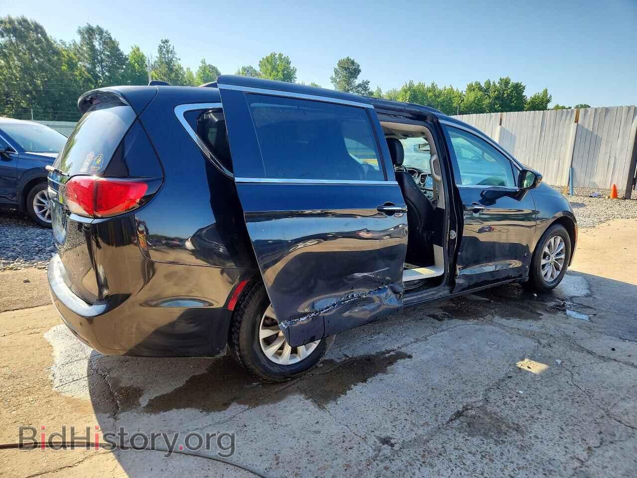 2017 CHRYSLER PACIFICA - VIN: 2C4RC1BG5HR721947 - Фото 3