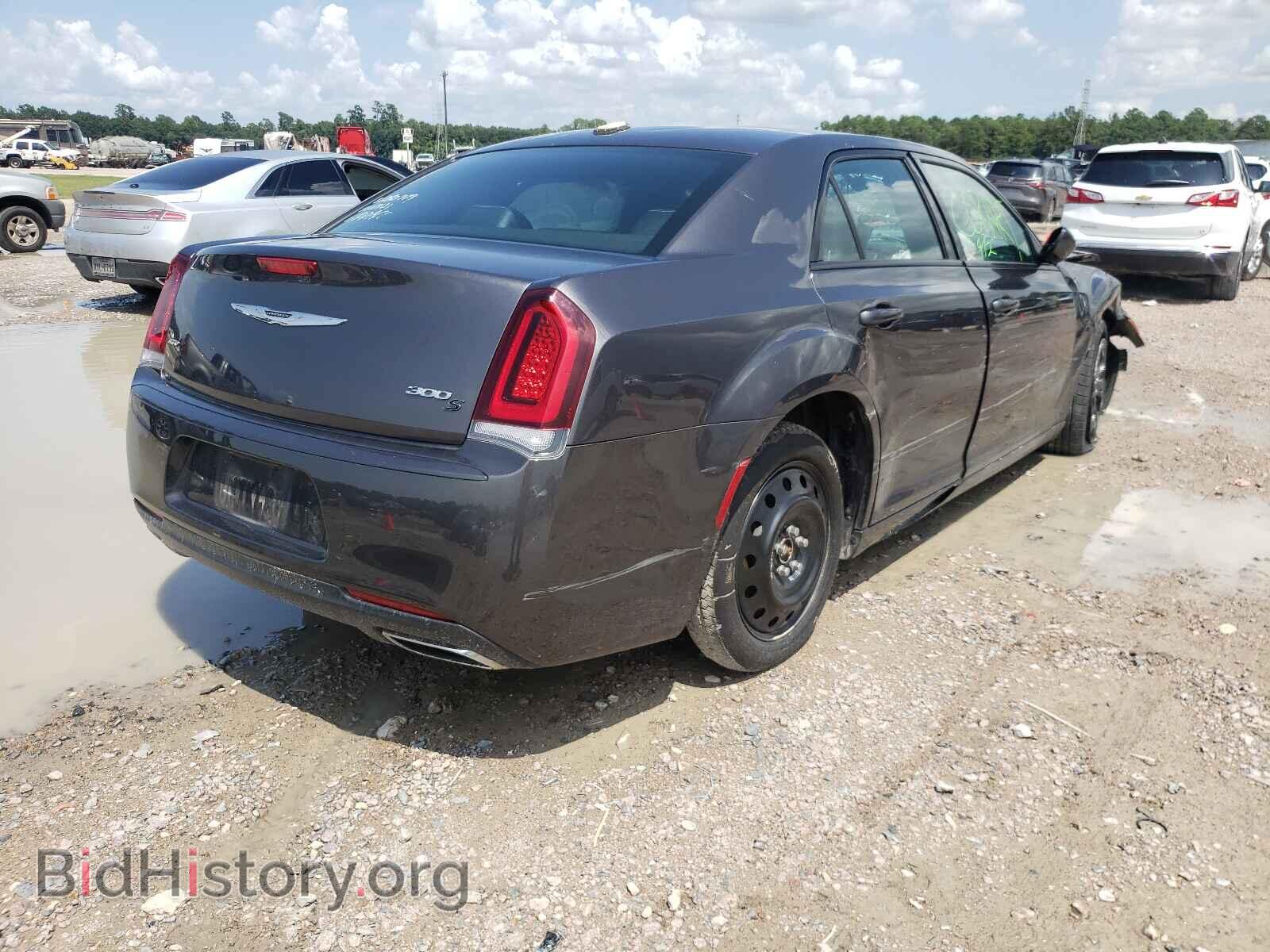 2019 CHRYSLER 300 - VIN: 2C3CCAGG5KH648451 - Фото 4