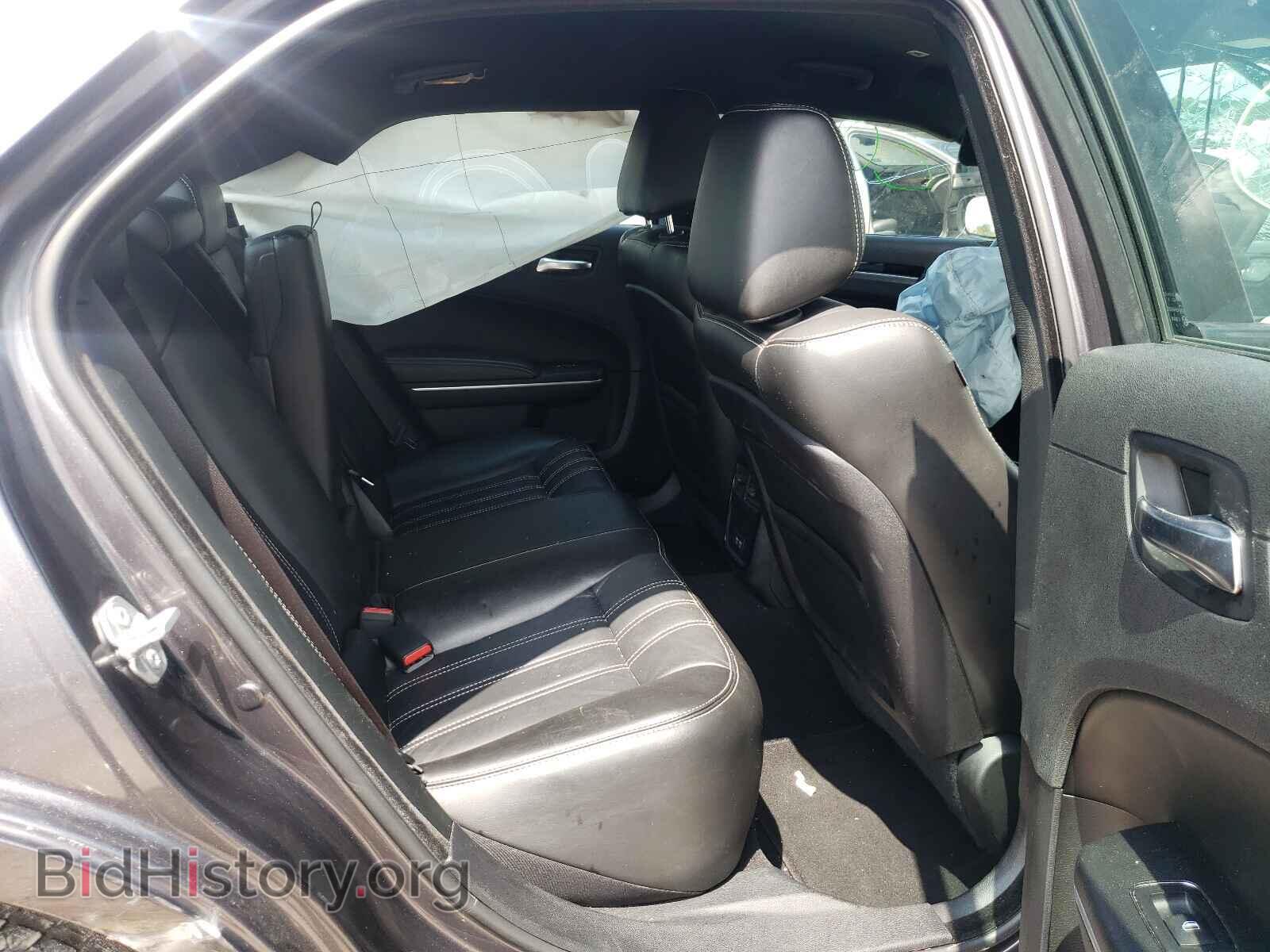2019 CHRYSLER 300 - VIN: 2C3CCAGG5KH648451 - Фото 6