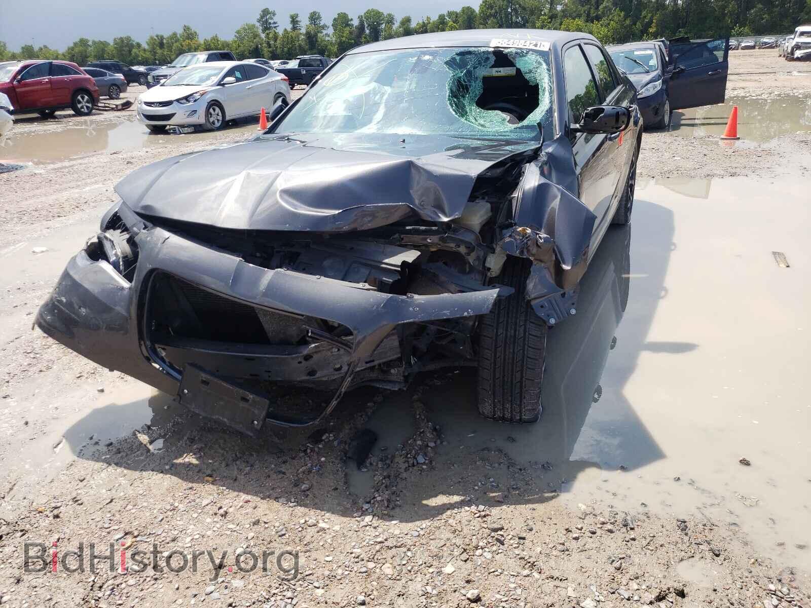 2019 CHRYSLER 300 - VIN: 2C3CCAGG5KH648451 - Фото 9