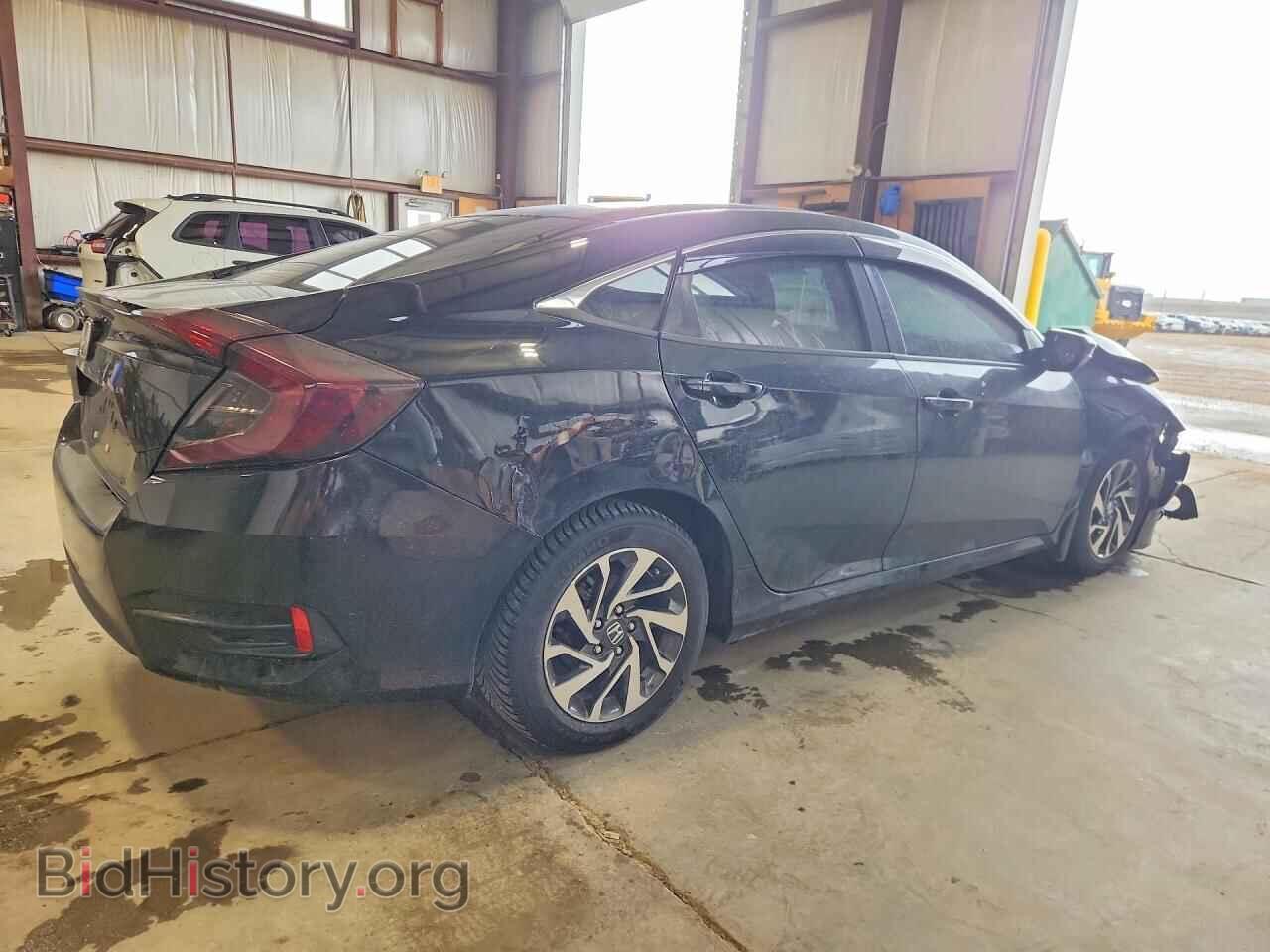 2018 HONDA CIVIC - VIN: 2HGFC2F68JH034162 - Фото 3