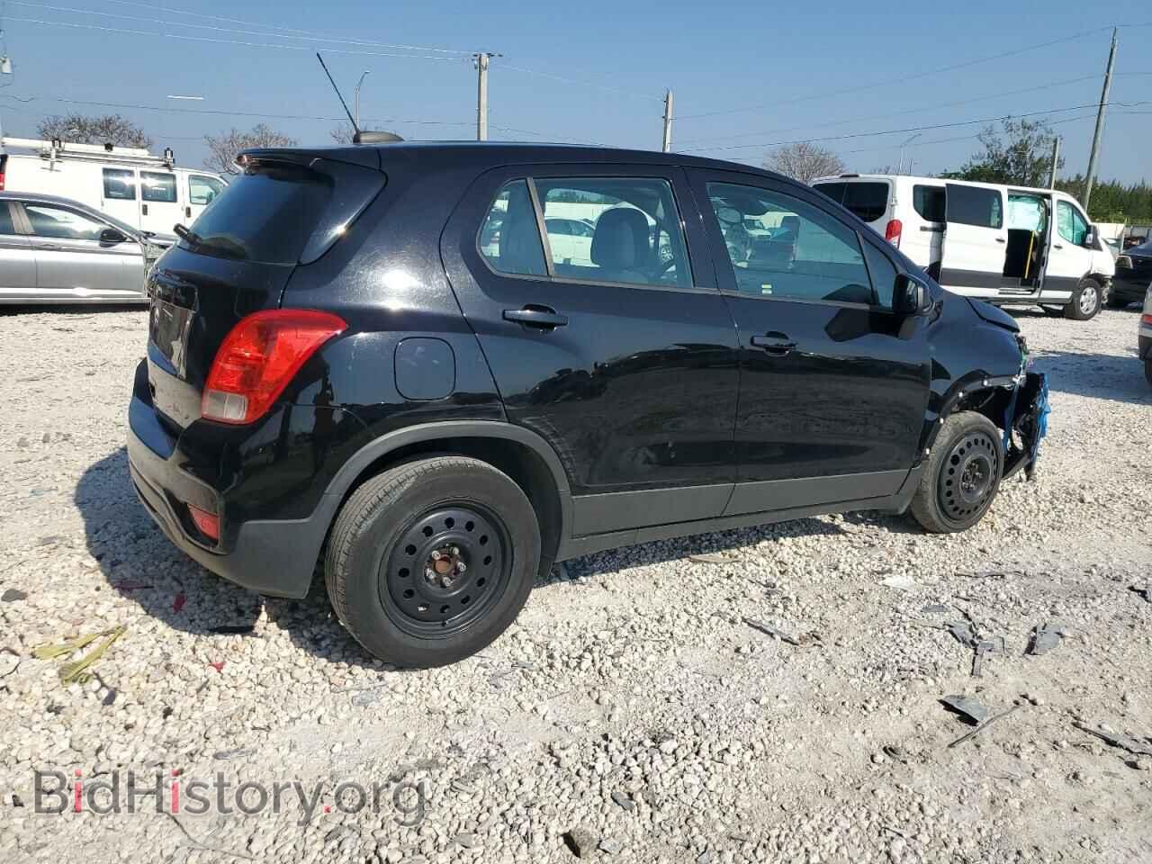 2017 CHEVROLET TRAX - VIN: 3GNCJKSB3HL263612 - Photo 3